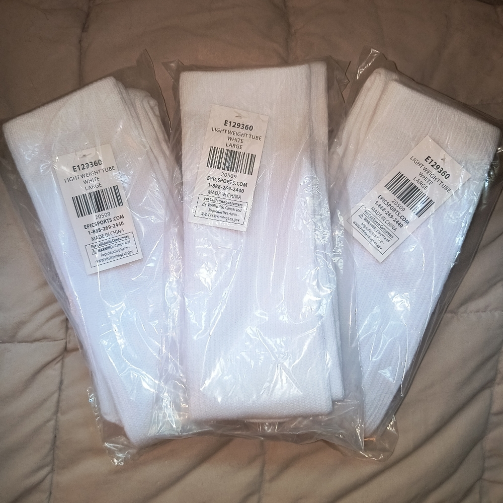 Men's/Women's White Athletic Socks. Size L. New